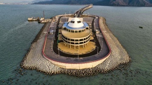 港珠澳大橋防波堤崩落 管理局詭辯「視覺錯誤」