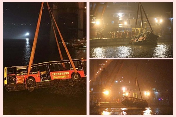 重庆坠江公交打捞出水 官方未通报确切死亡人数（视频）
