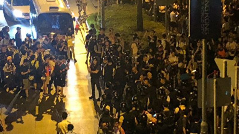 《石涛聚焦》抗议胜利一局 香港立法会被迫延迟《逃犯条例》二读