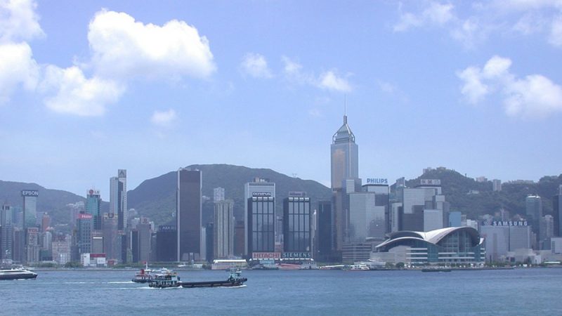 “石龟入海香港陆沉” 800年前风水师预言成真？