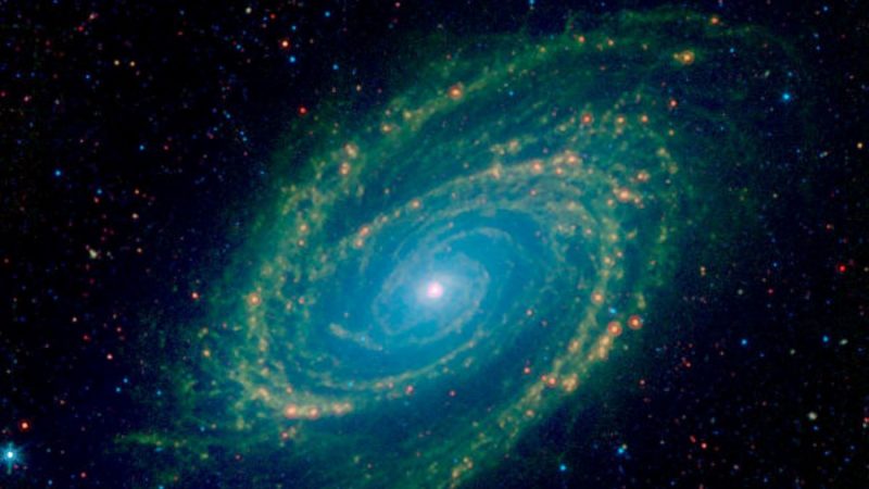 NASA以紅外線拍攝經典螺旋星系 核心超亮