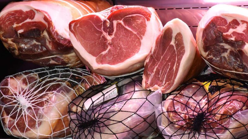 中共低调恢复进口加国猪牛肉 加大使:中国储肉耗尽