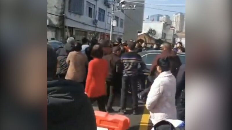 溫州封城太突然居民憤怒 爆發多起警民衝突（視頻）