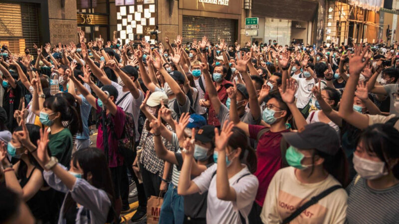 文韜政論：中共急於令香港人心「回歸」的意圖昭然若揭