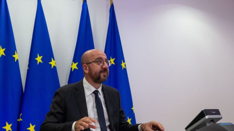 欧理会主席隔离 法国近两周第6次单日新增超万人