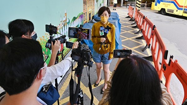 香港记者遇袭 日媒体人：显示中共惧大纪元