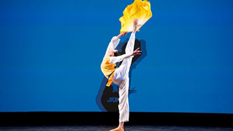 組圖五：中國古典舞大賽女子組銀獎得主風采