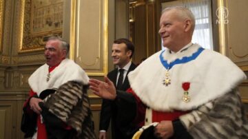 千年不變的法國法庭服飾  守護永恆的正義