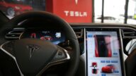Tesla自动驾驶遭疑 加州正在重新评估