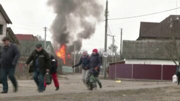 乌克兰四城市被围困 法德中峰会 马克龙：无进展