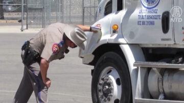 德州嚴查邊境貨車  墨官員急簽合作備忘錄