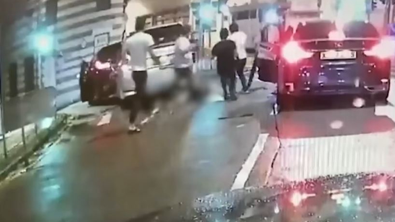 香港黑帮街头爆发枪战 3人中枪 4人被捕（视频）