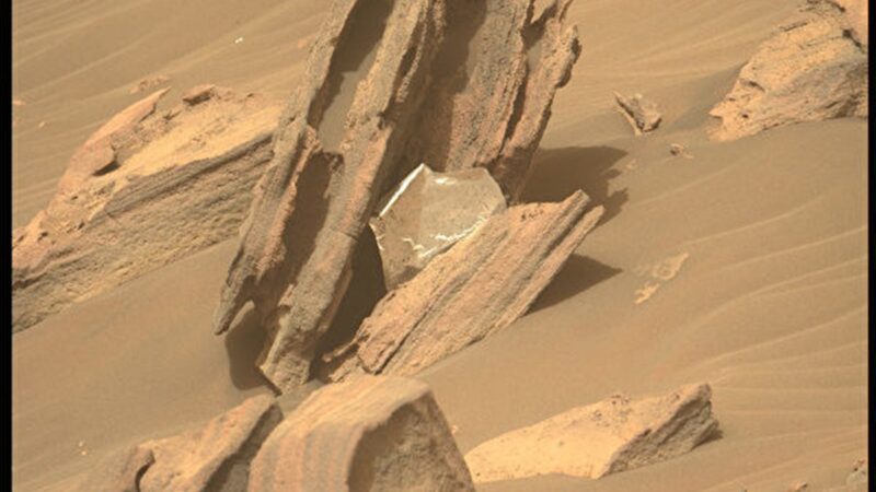 毅力號探測車在火星上發現垃圾 誰「扔」的？