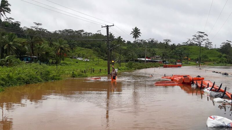 海平面上升 斐济沿海村庄痛苦决定留还是离