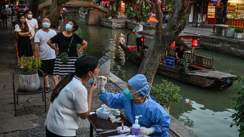 三亞疫情蔓延上海 閔行區全員核酸 鐵網封鎖小區
