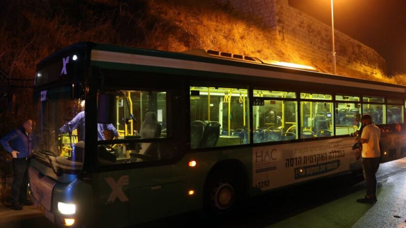 公車上放冷槍 耶路撒冷舊城釀7傷 嫌犯在逃