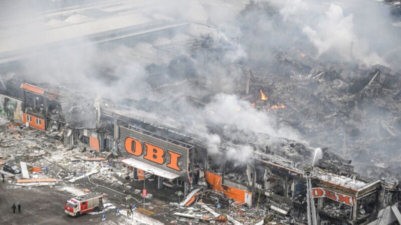 莫斯科一购物中心起大火 不排除被纵火