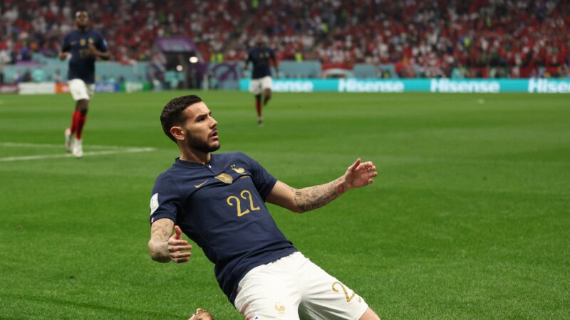 世界杯：法国2比0力克摩洛哥 决赛决战阿根廷