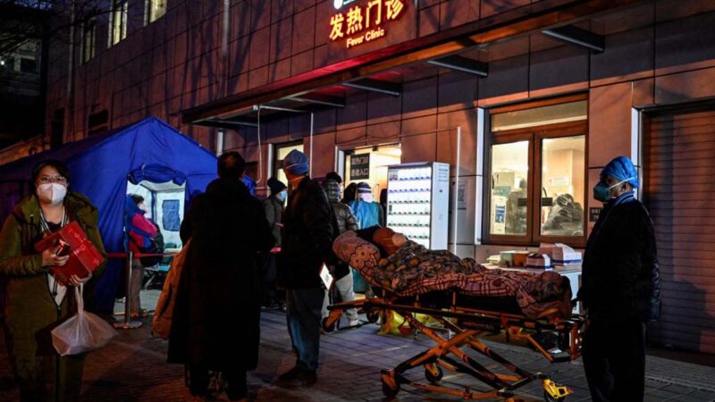 中國疫情亂象：醫院床位每晚萬元 插隊火化三萬五
