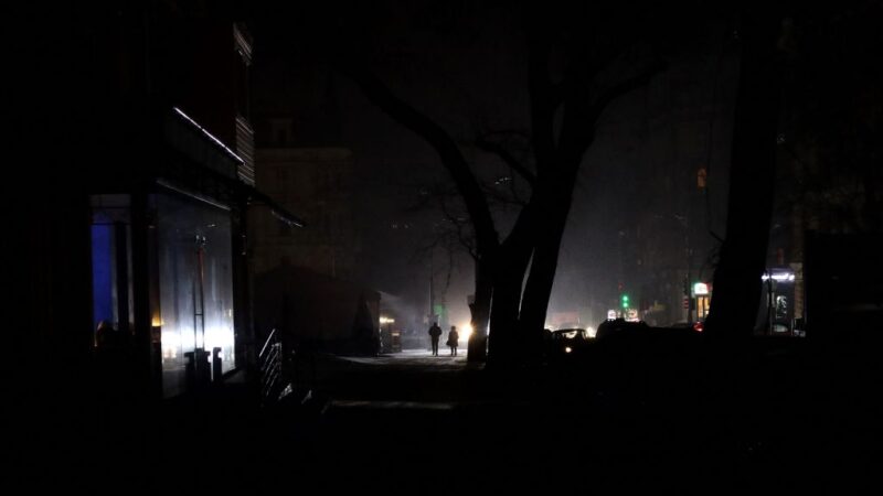 乌南变电所发生严重事故 敖德萨50万户无电可用