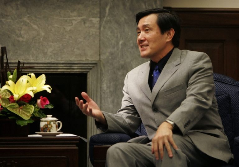 馬總統親自主持 國安局長交接仪式