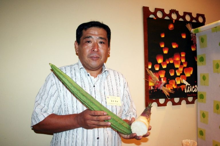 台菜種子拿到日九州種植  日農民感謝又快樂