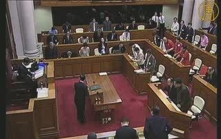 港立會上三議員指責特首背離民意