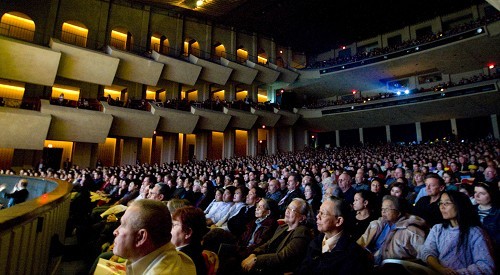 神韵硅谷演出圆满落幕  观众2.4万