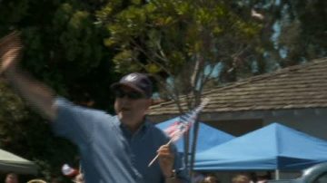 洛杉磯法輪功學員參加美國國慶遊行
