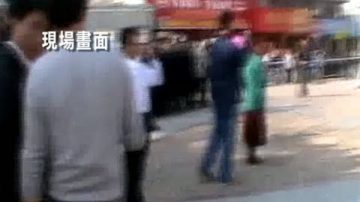 家长：泣血寻子无助 反被警察扣押