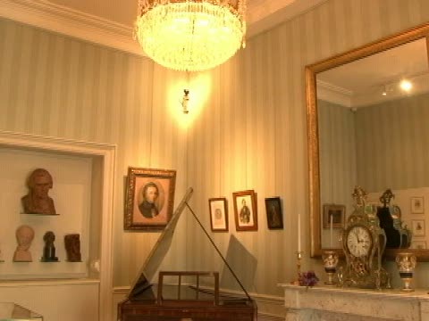 法國波蘭圖書館再現肖邦沙龍原貌