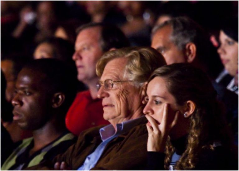 神韻感動美軍基地工程師一家