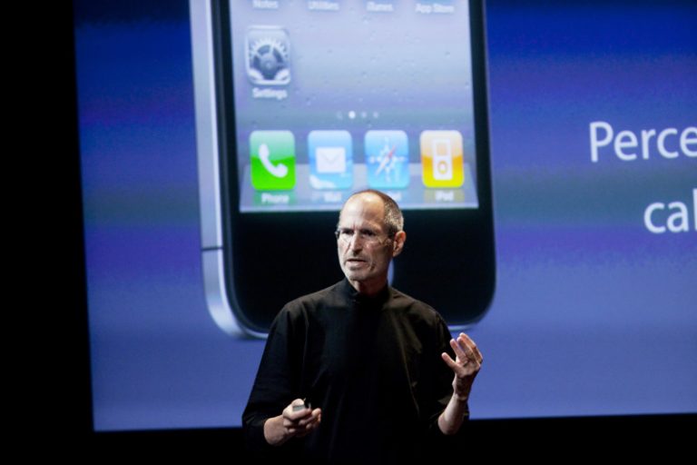 蘋果為iPhone4用戶提供免費手機套