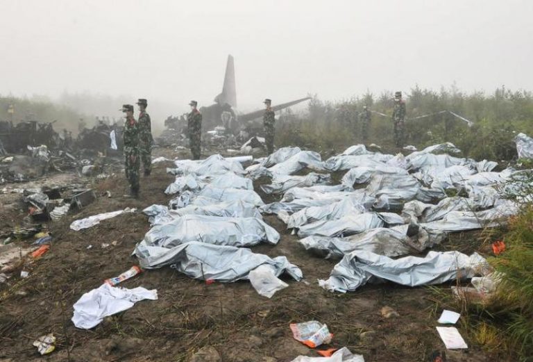 伊春空難專家疑人禍  民航被批向錢看