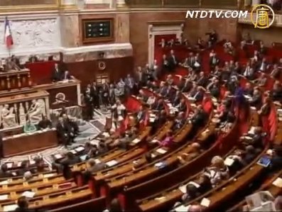 法國退休改革中民主輿責任的表現