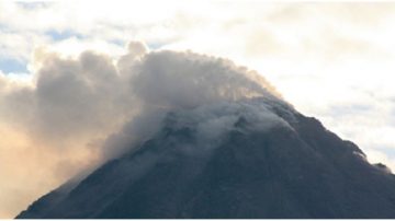 梅拉比火山又噴 印尼災民再逃