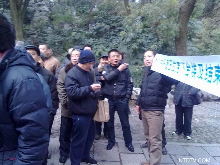 杭州異議人士慶祝埃及總統下台被拘（視頻）