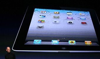 贾伯斯现身 亲自推介iPad2