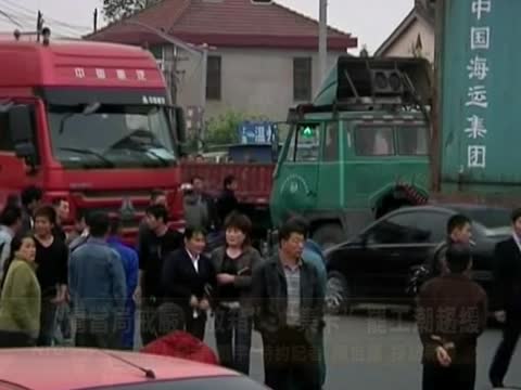 滬當局戒嚴“放箱”“集卡”罷工潮趨緩
