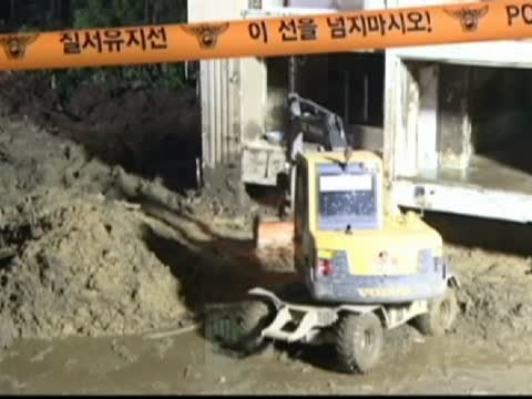 韓日暴雨迭創新高 災情慘重