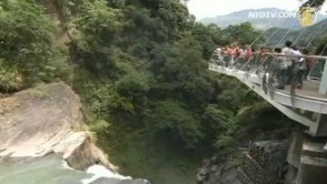 全台首座天空步道 挑战民众胆量