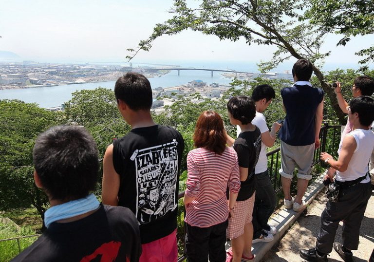 日強震 10公分海嘯抵岩手縣