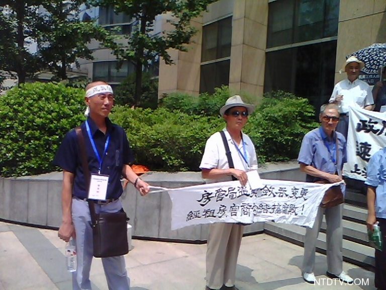 上海討房團不畏高溫繼續討房