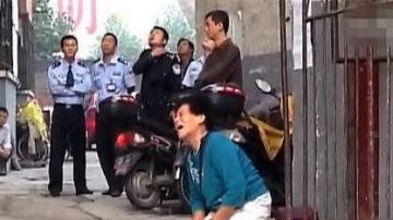 三个不孝子逼父跳楼死亡（视频）