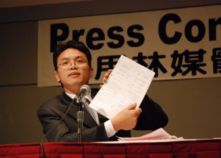 前外交官揭密美國炸中使館記者真實身份