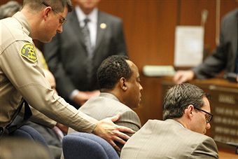 陪審團判傑克遜私人醫生過失殺人