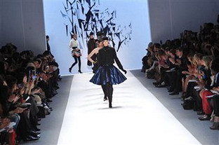 紐約時裝週帶來2012多彩春夏成衣