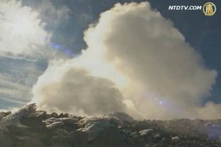 雪山與火山 意男子率隊勇探埃特納