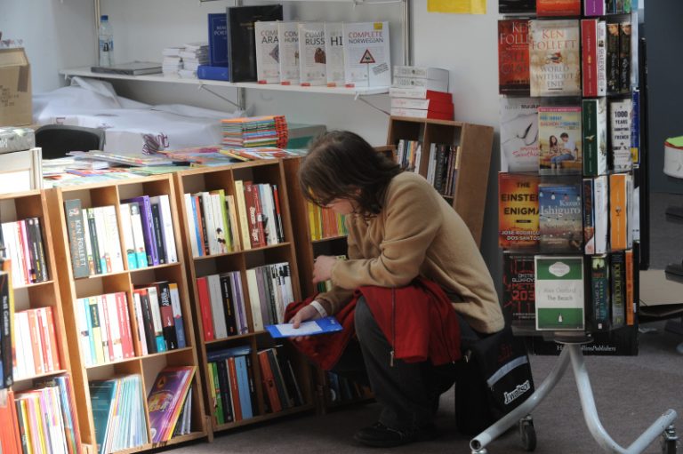 書信鈔少不了它 紙張東山再起