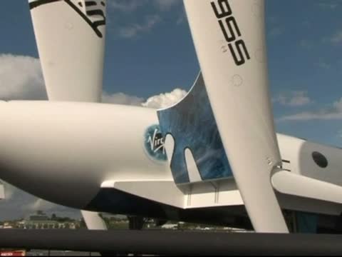 英國太空航展 遨遊太空明年首航